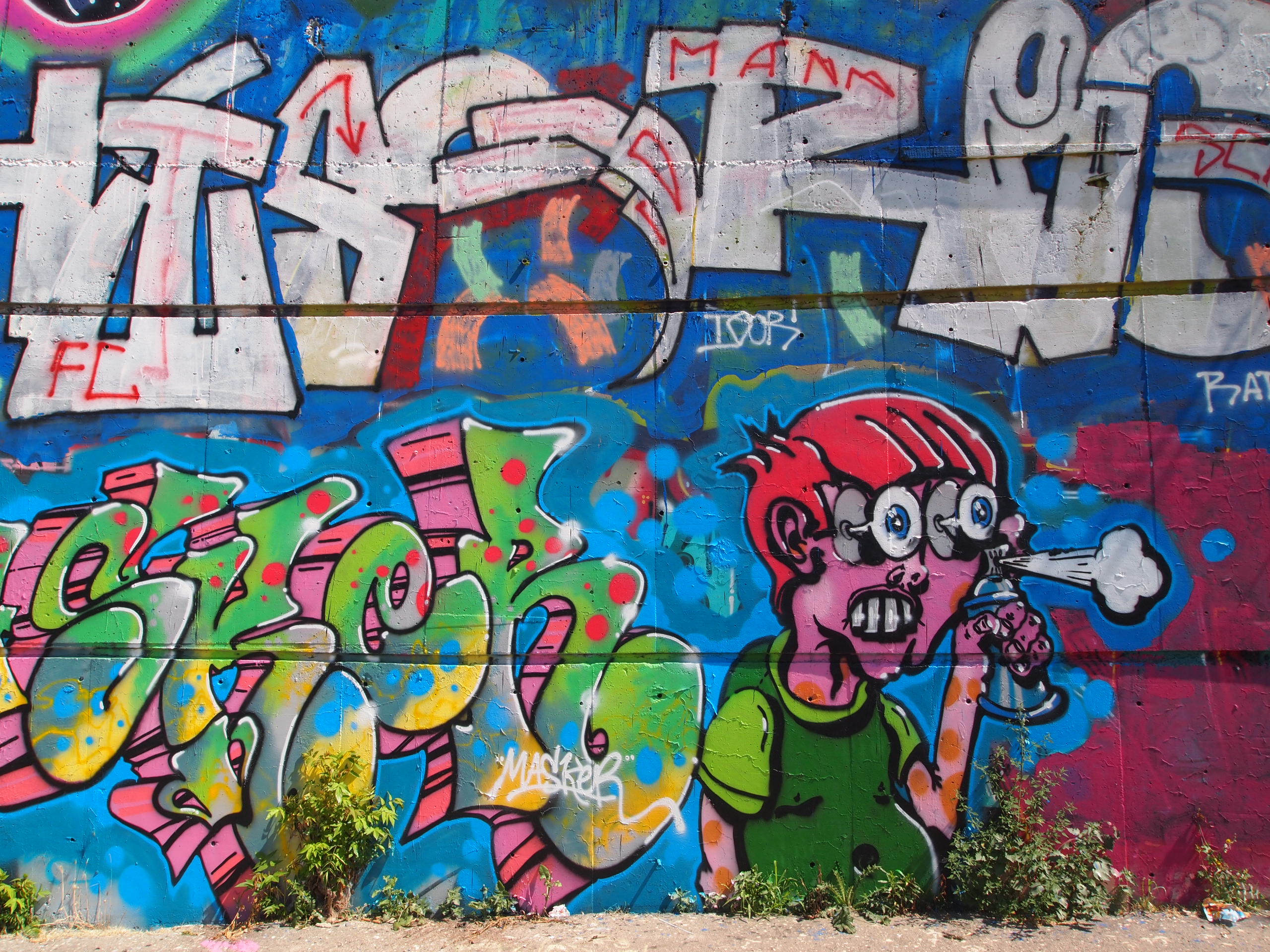 street art w pradze graffiti alternatywna praga prague praha 